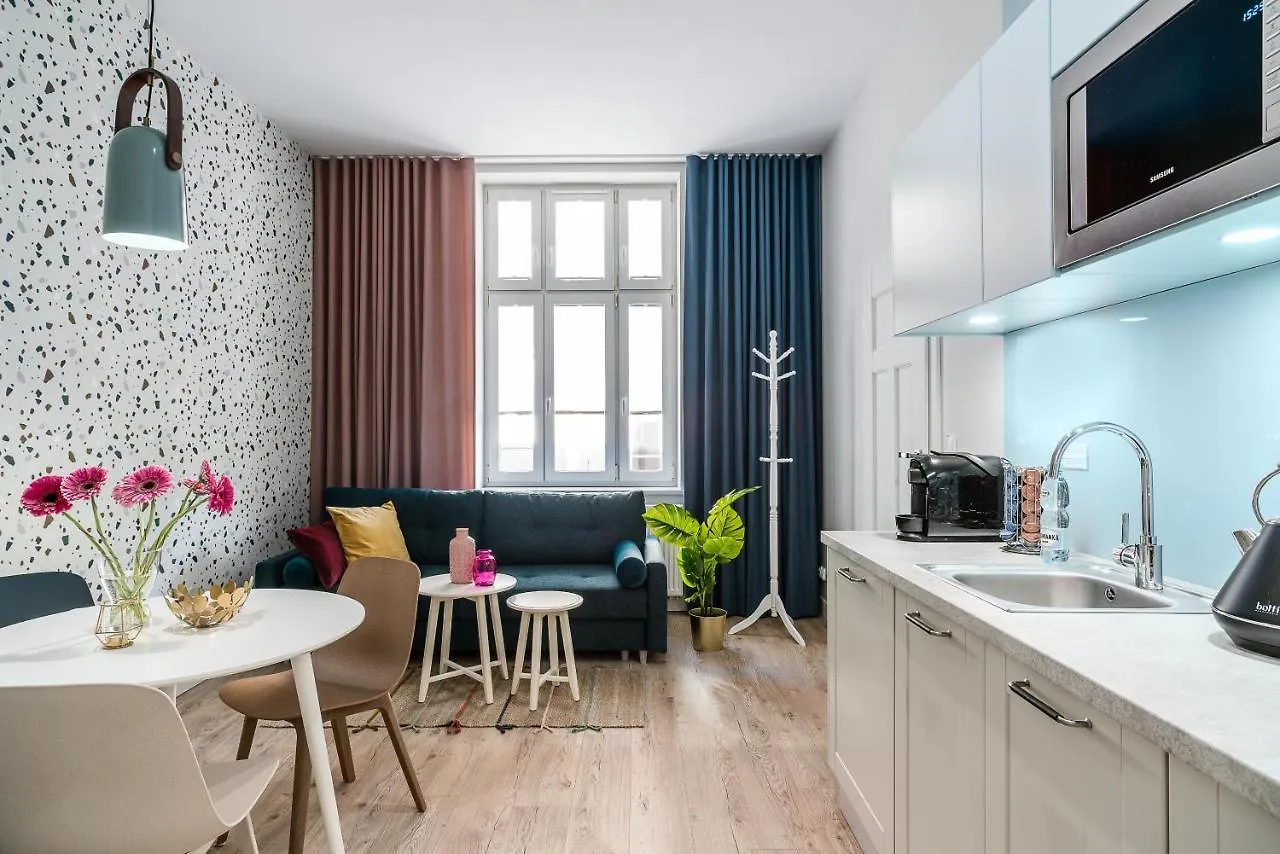 Sanhaus Apartments - Fiszera 6 소포트